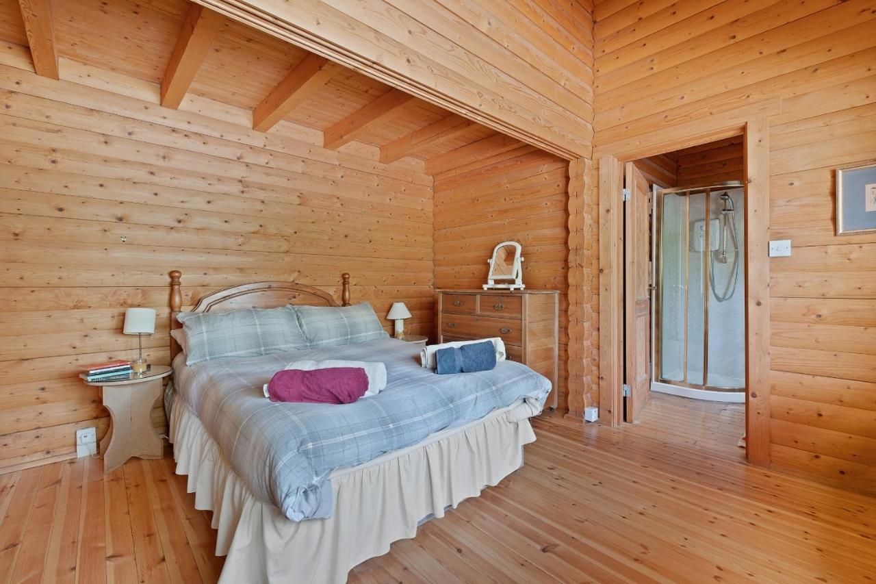 Finest Retreats - The Logs Villa ฟอร์ตวิลเลียม ภายนอก รูปภาพ